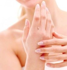 Cuidar manos y uñas en primavera