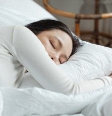 mujer durmiendo