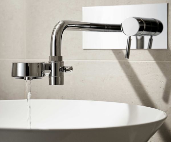 Grifo con dispositivo para agua filtrada